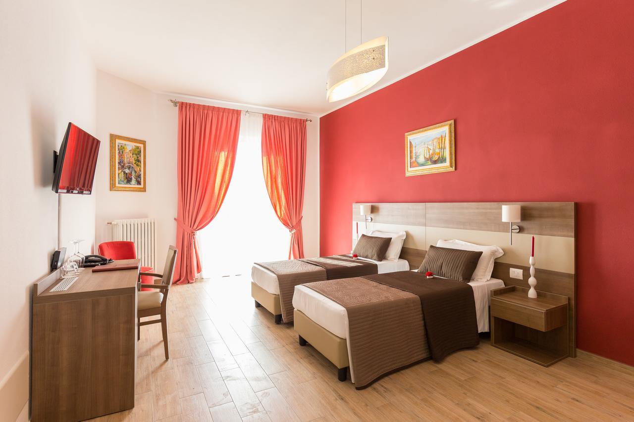 كوماكيو Villa Cavour المظهر الخارجي الصورة